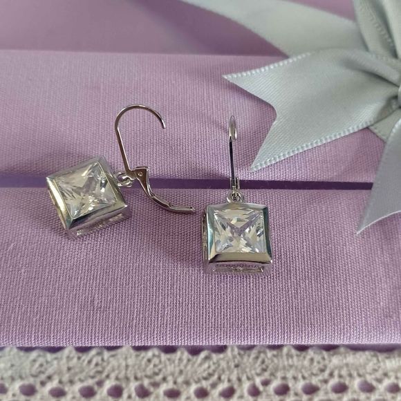 Swarovski Elements clear crystal silver tone earrings - Picture 2 of 4